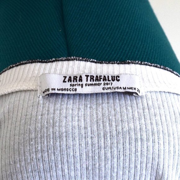 2/$20 Lettuce Edge Black and White Ribbed Crop Top - Picture 6 of 6